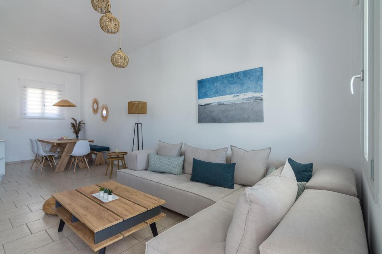 Nice And Spacious Apartment In Paros ナウサ エクステリア 写真